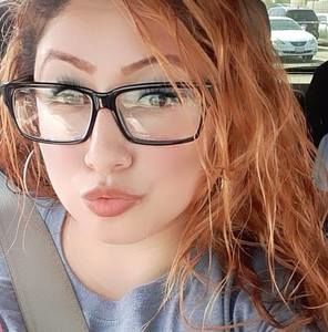 Meet your Posher, Damara